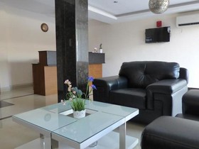 Park Royal Inn
