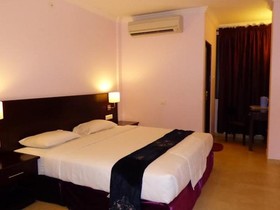Park Royal Inn