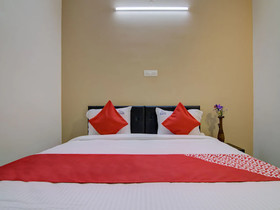 Royal Stay by OYO Rooms