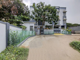 Royal Stay by OYO Rooms