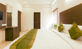Treebo Trend Hi Line Apartments