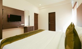 Treebo Trend Hi Line Apartments