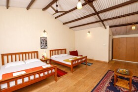 Devashola Homestay