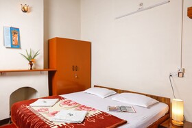 Devashola Homestay