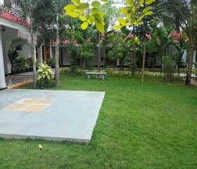 Nilan Grand