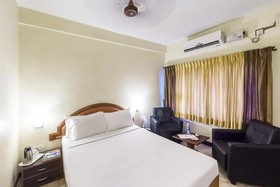 Senthil Residency