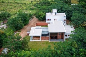 Ama Stays & Trails Forest Home Hosur