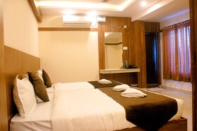 Hotel Sakura Inn
