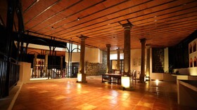 Akkandi Veedu
