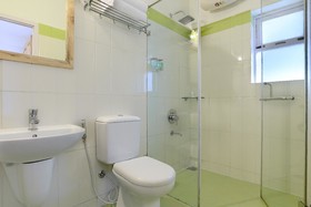 Altius Nest Hotel