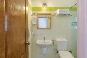 Altius Nest Hotel