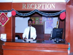 Golden Parks Inn