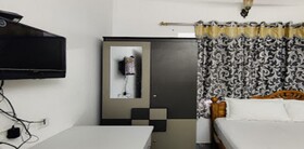 Guru Vela Homestay