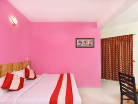 Hexa Moon Heights By OYO Rooms