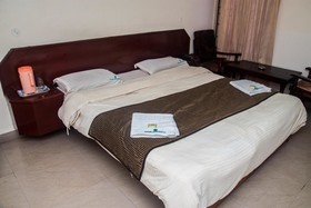 Hotel Gurupriya