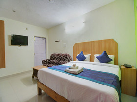 Hotel Sierra by OYO Rooms