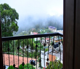 Le Vanira Inn