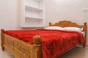 Maha Villa and Cottage by ULO
