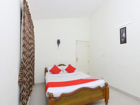 Rose Flower Nest by OYO Rooms
