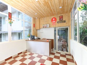 Rose Flower Nest by OYO Rooms