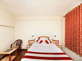 Royal Hotel