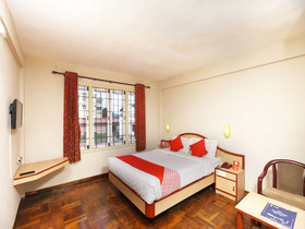 Royal Hotel