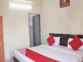 Royal Hotel