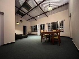 The British House by Xacro Stays