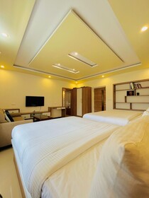 Jmg Grand Resort Kaircombai Kotagiri