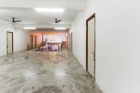 Nethaji Mahal by OYO Room