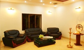 Riverside Resort & Spa