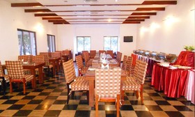 Riverside Resort & Spa