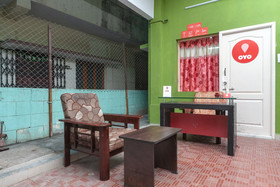 Adhithya Inn by OYO Rooms