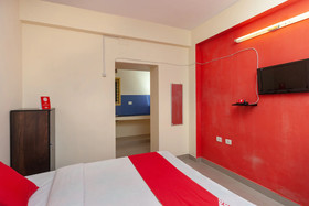 Adhithya Inn by OYO Rooms