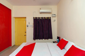 Adhithya Inn by OYO Rooms