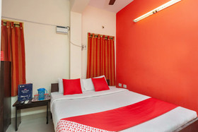 Adhithya Inn by OYO Rooms