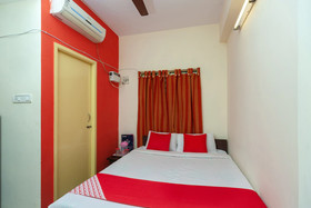 Adhithya Inn by OYO Rooms