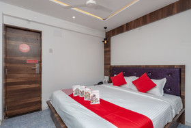 Hotel Admire by OYO Rooms
