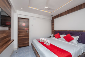 Hotel Admire by OYO Rooms
