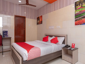 Akash Inn Elite By OYO Rooms
