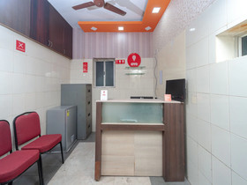 Akash Inn Elite By OYO Rooms