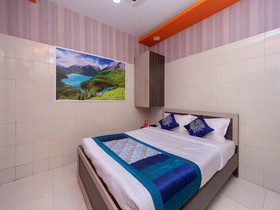 Akash Inn Elite By OYO Rooms