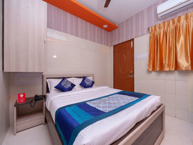 Akash Inn Elite By OYO Rooms