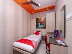 Akash Inn Elite By OYO Rooms