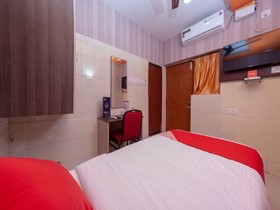 Akash Inn Elite By OYO Rooms