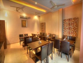 Akshay Inn