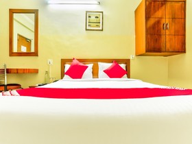 OYO Townhouse 142 Vadapalani