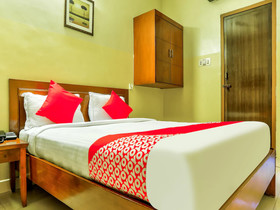 OYO Townhouse 142 Vadapalani