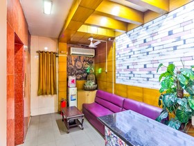 OYO Townhouse 142 Vadapalani