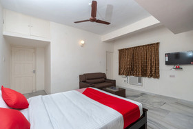 Amrita Inn by OYO Rooms